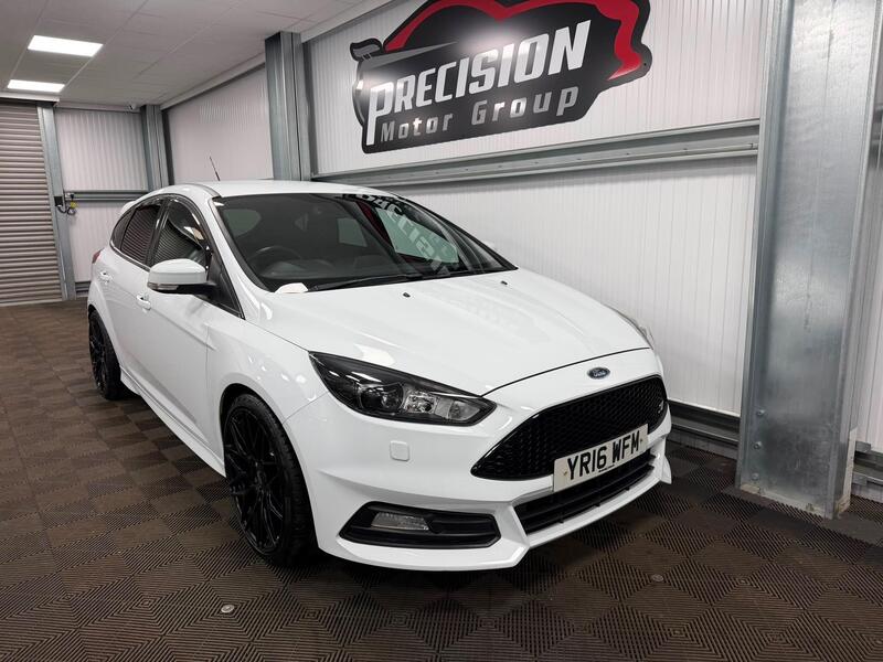 Ford Focus main image