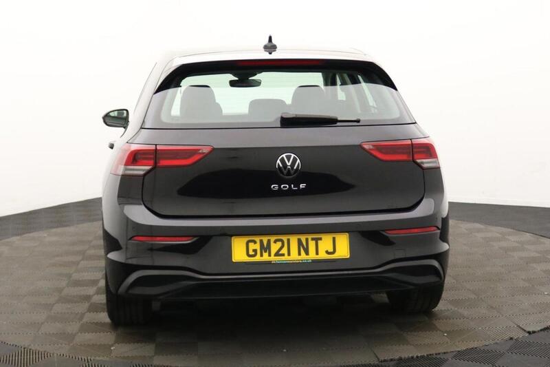 Volkswagen Golf view 5