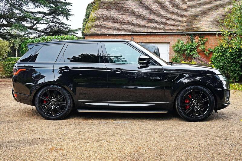 Land Rover Range Rover Sport view 4