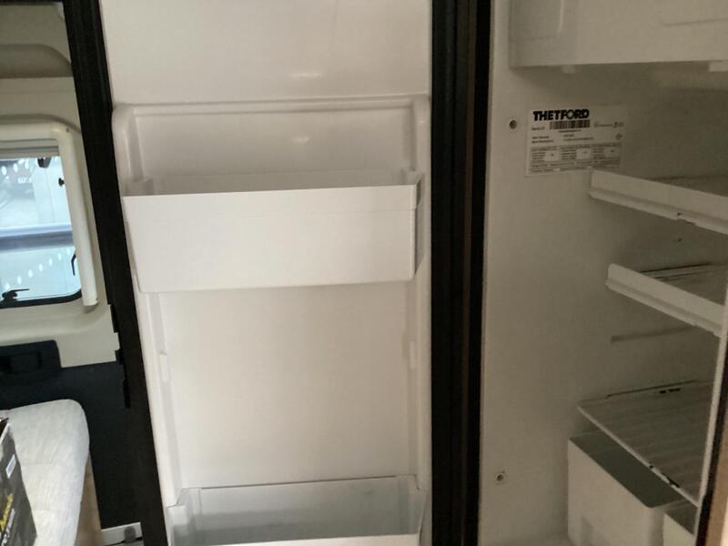 Elddis Autoquest CV40 — image 30