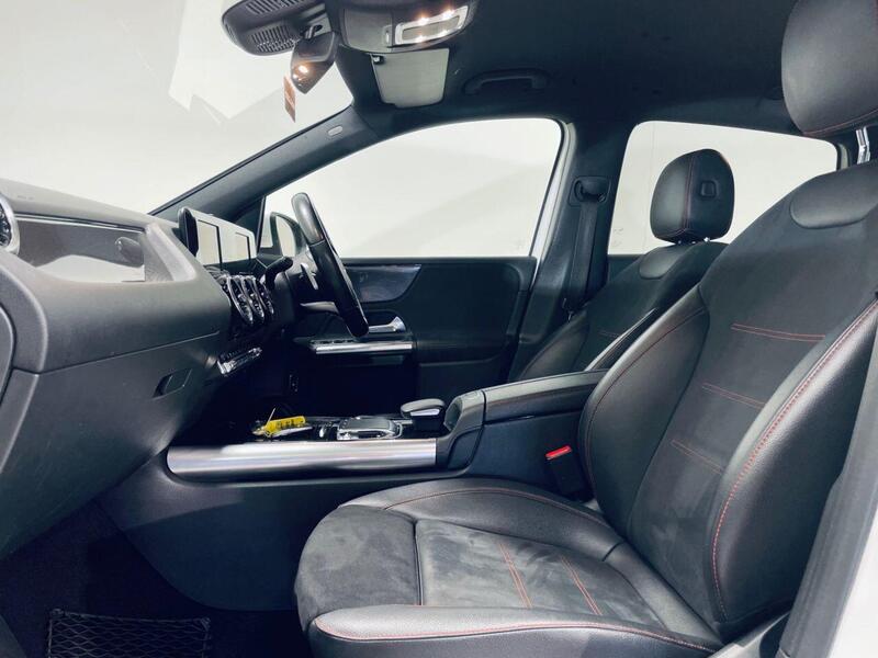 Mercedes-Benz B Class view 6