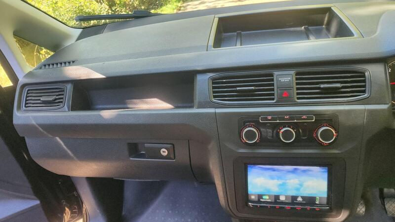 2016 Volkswagen Caddy Maxi — photo 29