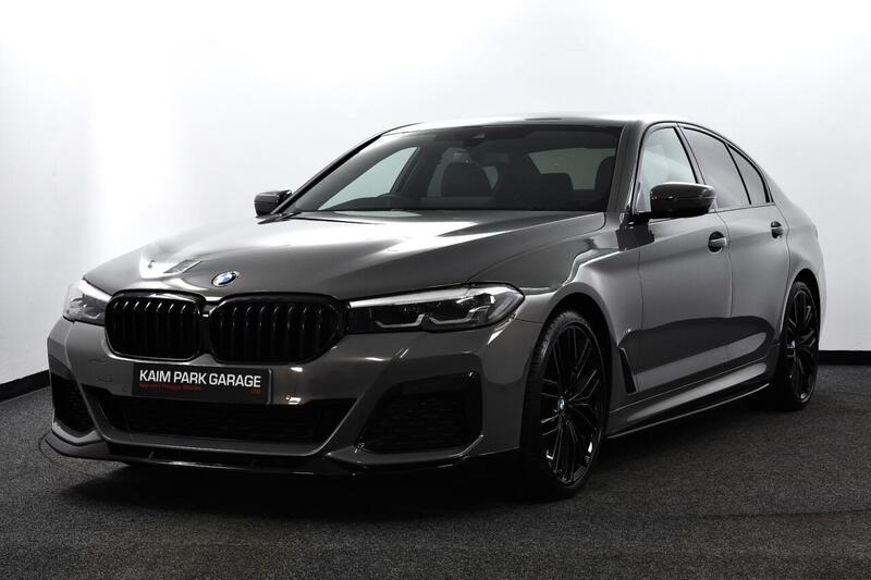BMW 5 Series view 3