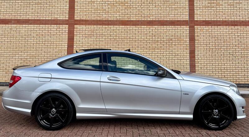 Mercedes-Benz C Class main image