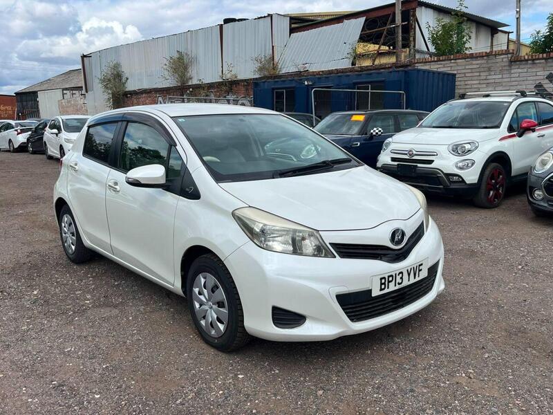 Toyota Yaris main image