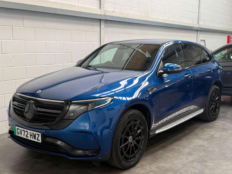 Mercedes-Benz Mercedes-Benz EQC view 3