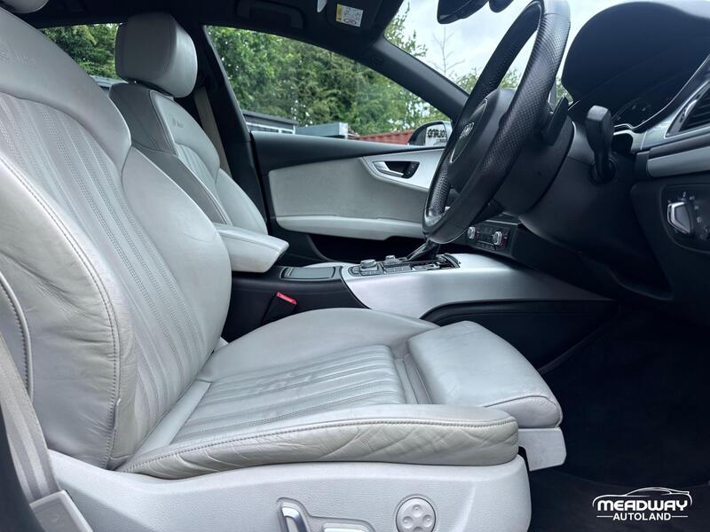 Audi A7 view 4