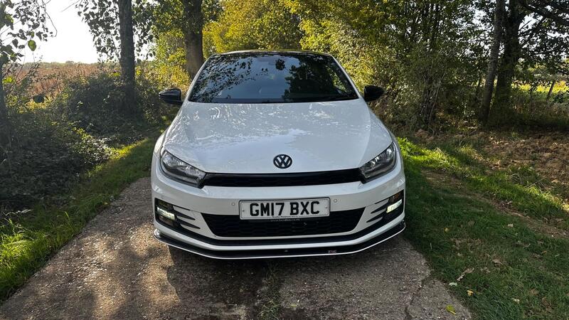 2017 Volkswagen Scirocco — photo 2