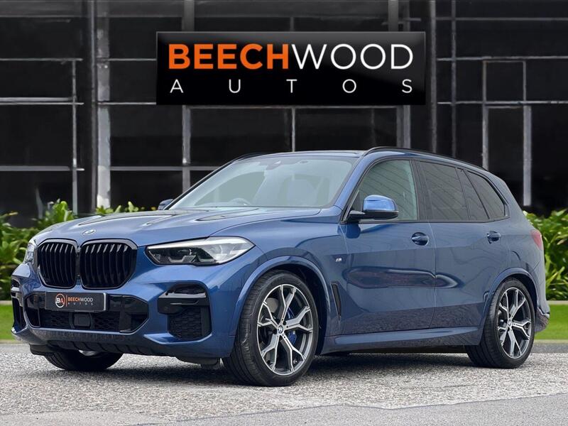 BMW X5 view 2