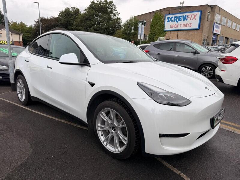 Tesla Model Y view 3