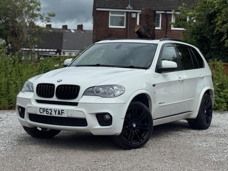 BMW X5 view 3