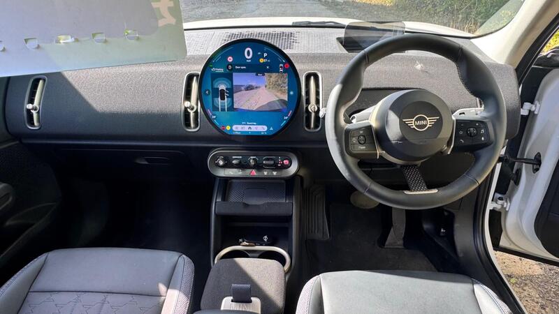 2025 MINI Countryman — photo 11