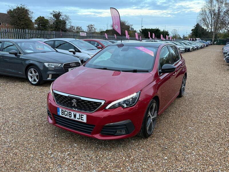 Peugeot 308 view 3