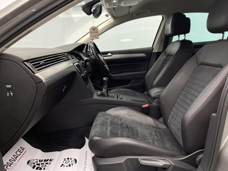 Volkswagen Passat view 34