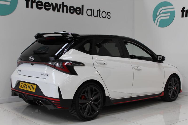 2023 Hyundai i20 in White — image 30 of 94