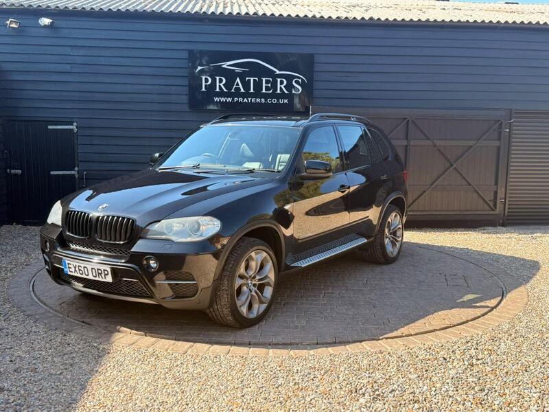 BMW X5 view 2