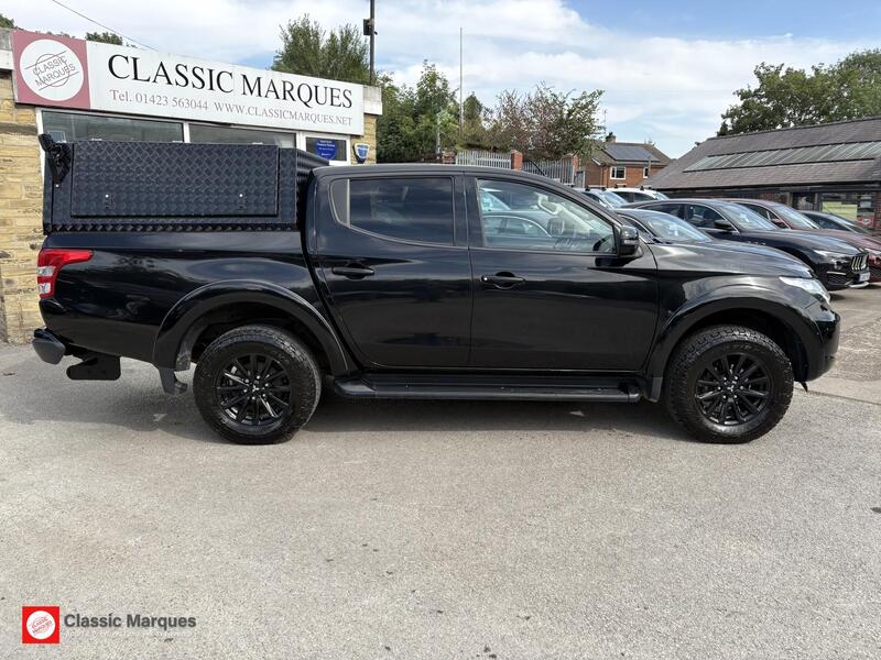 Mitsubishi L200 view 7