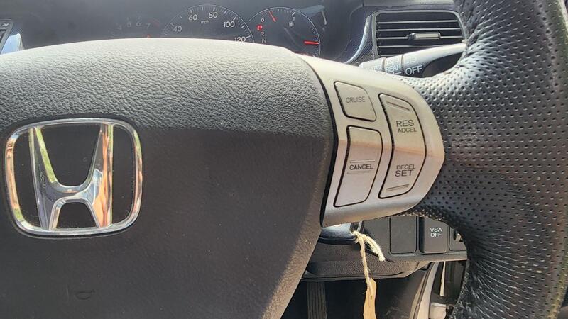 2008 Honda FR-V — photo 29