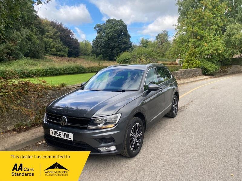 2016 Volkswagen Tiguan in Grey for sale