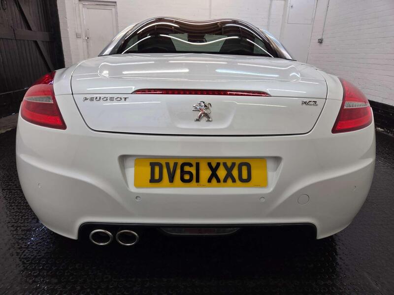 Peugeot RCZ view 5