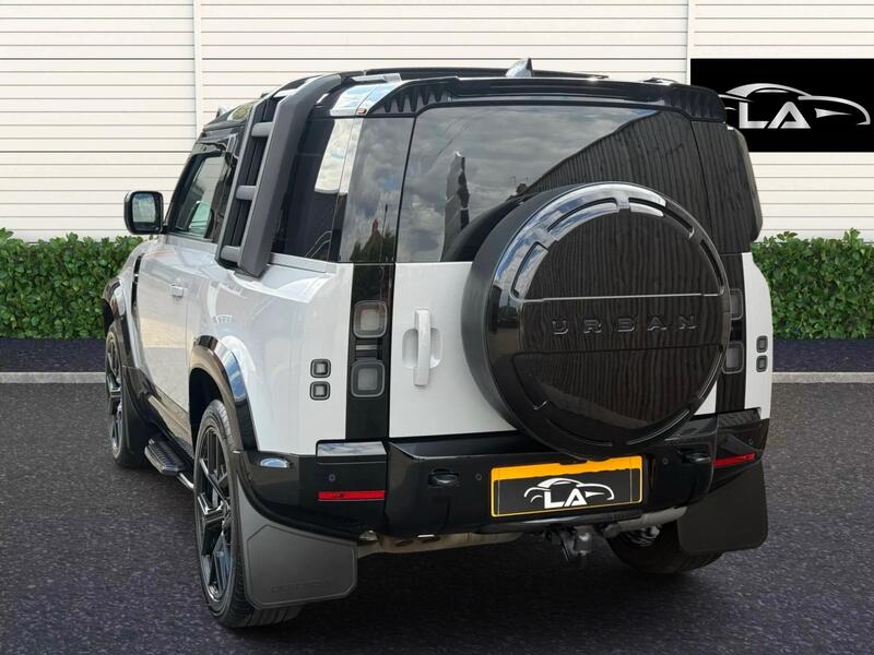 Land Rover Defender view 6