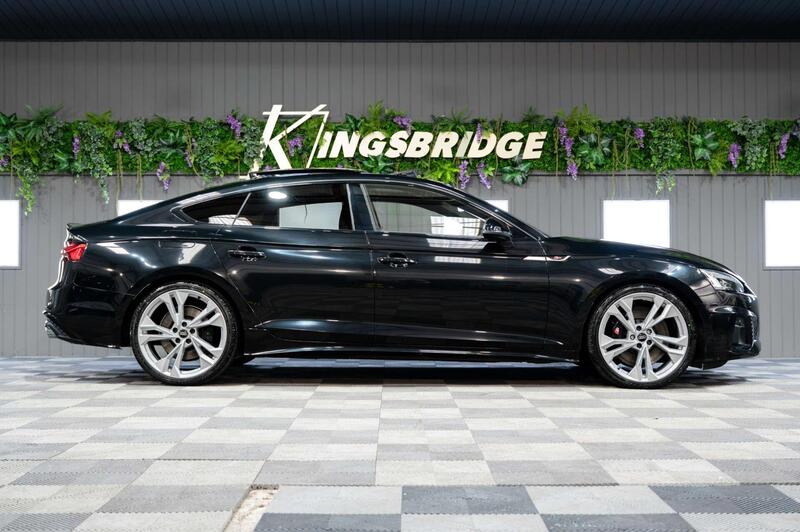 Audi S5 view 3