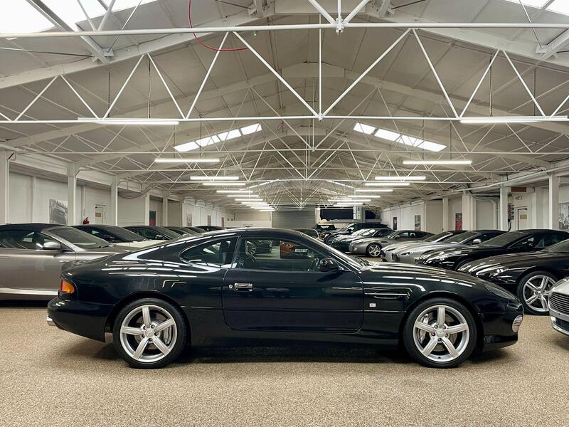 Aston Martin DB7 view 7