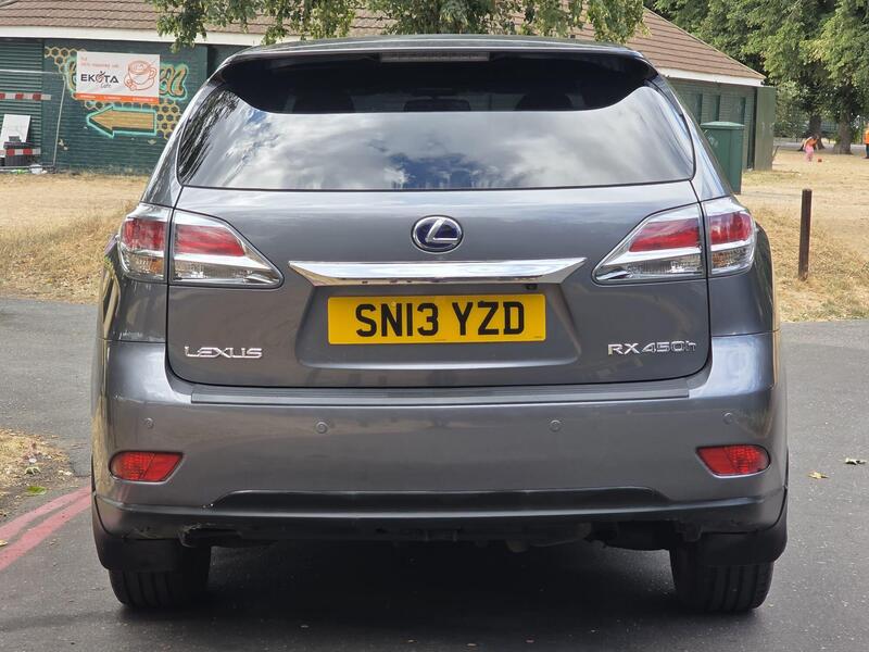 Lexus RX view 4