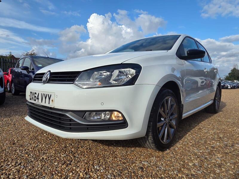 Volkswagen Polo view 3
