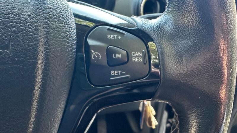 2017 Ford Ka+ — photo 21