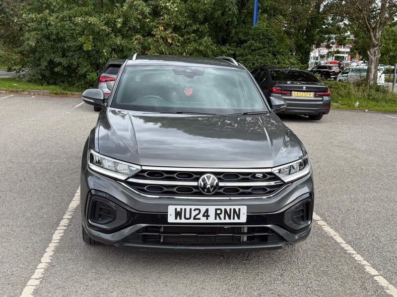 Volkswagen T-Roc — photo 1