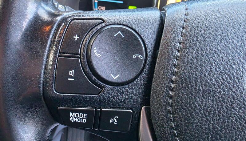 Toyota RAV4 2.5 VVT-h Excel CVT 4WD Euro 6 (s/s) 5dr thumbnail 34