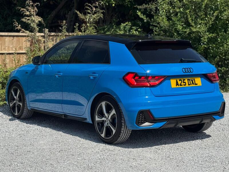 Audi A1 view 6