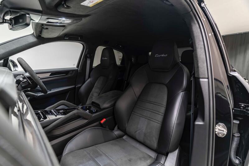 Porsche Cayenne view 3