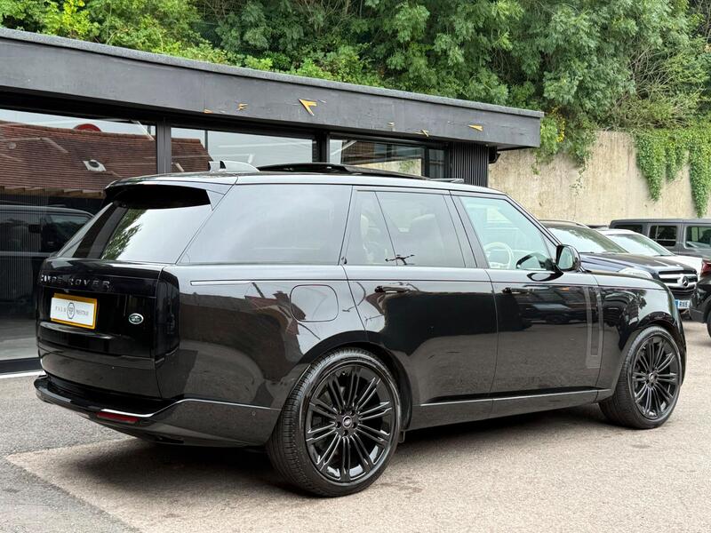 Land Rover Range Rover view 5