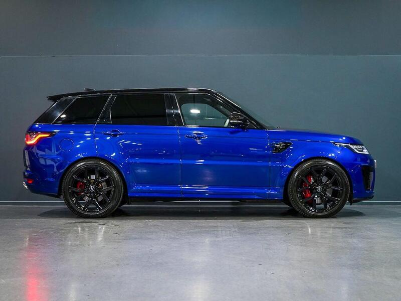 Land Rover Range Rover Sport view 3
