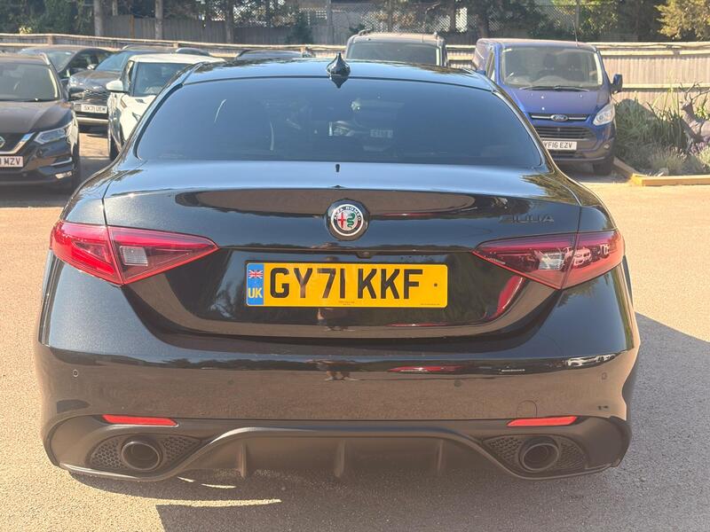 Alfa Romeo Giulia view 7