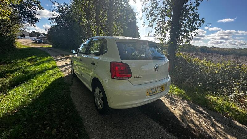 2014 Volkswagen Polo — photo 4