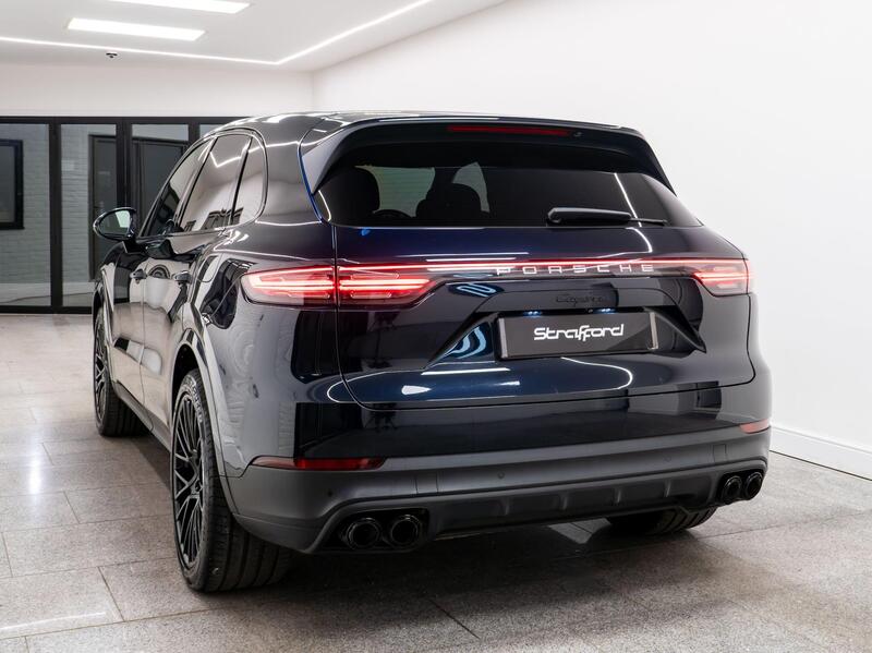 Porsche Cayenne view 7