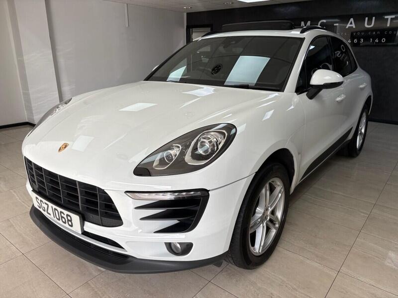 Porsche Macan view 7