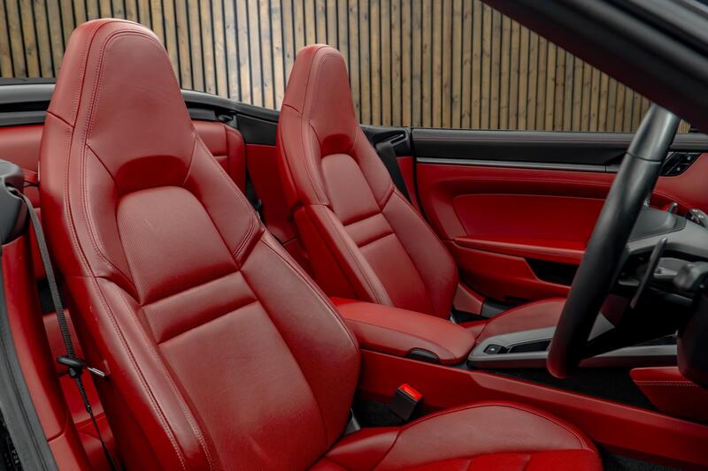 Porsche 911 view 2