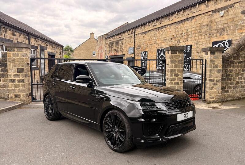Land Rover Range Rover Sport view 3