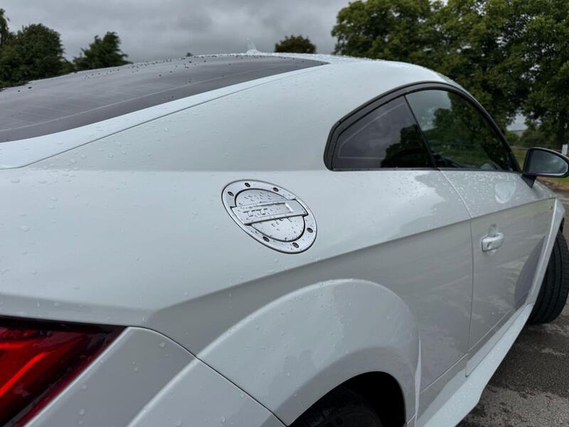 Audi TT view 5