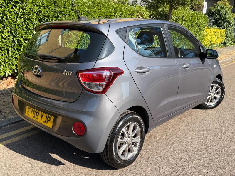 Hyundai I10 view 2