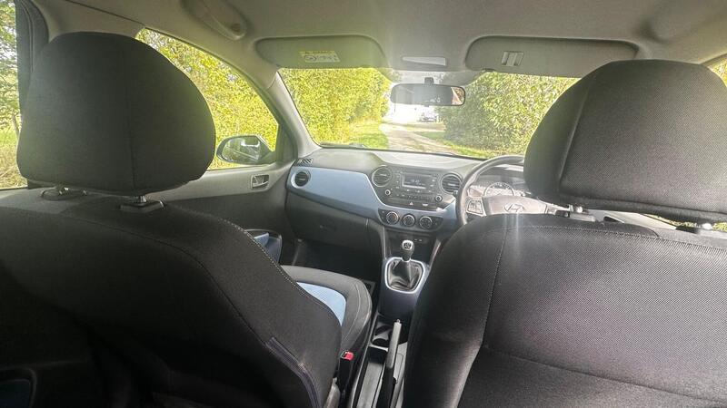 2015 Hyundai i10 — photo 8