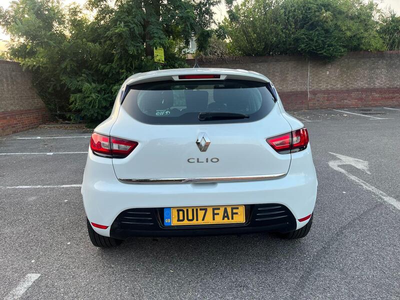 Renault Clio view 6