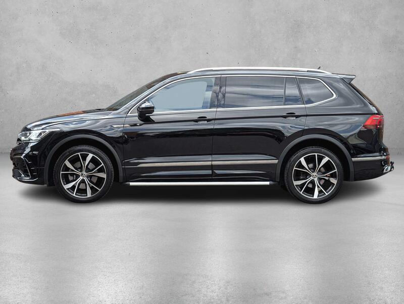 Volkswagen Tiguan Allspace view 4