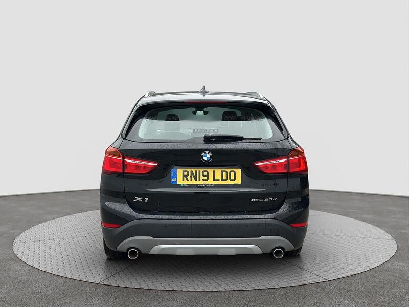BMW X1 view 4