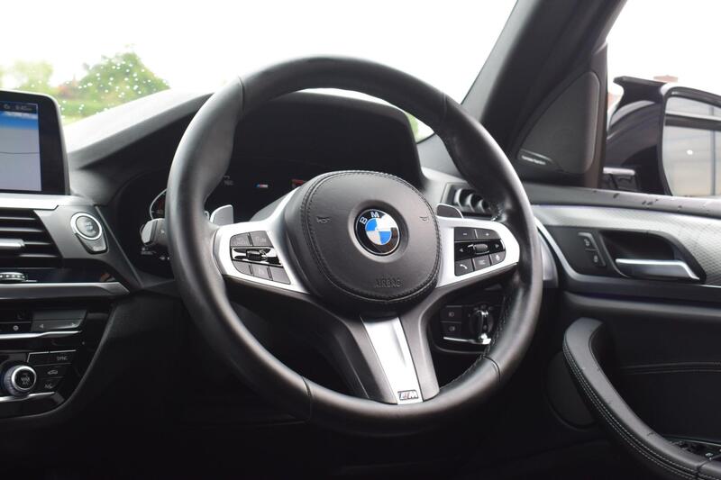 BMW X3 view 7