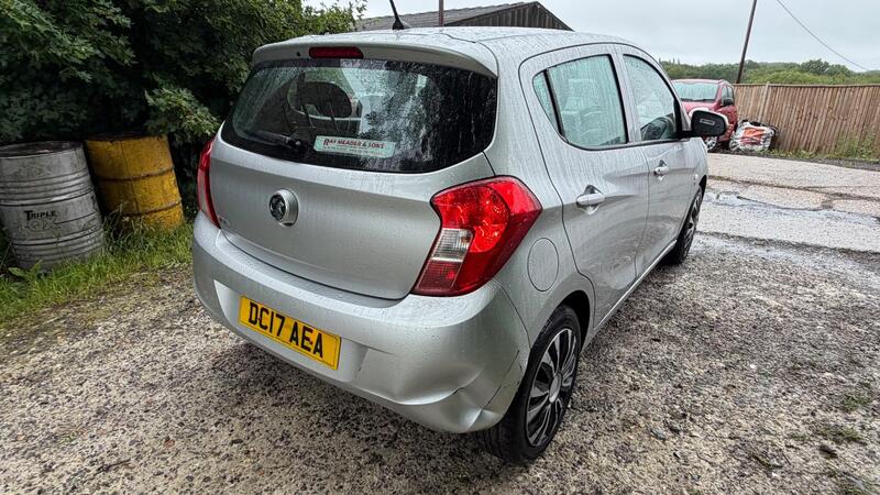 2017 Vauxhall Viva — photo 8